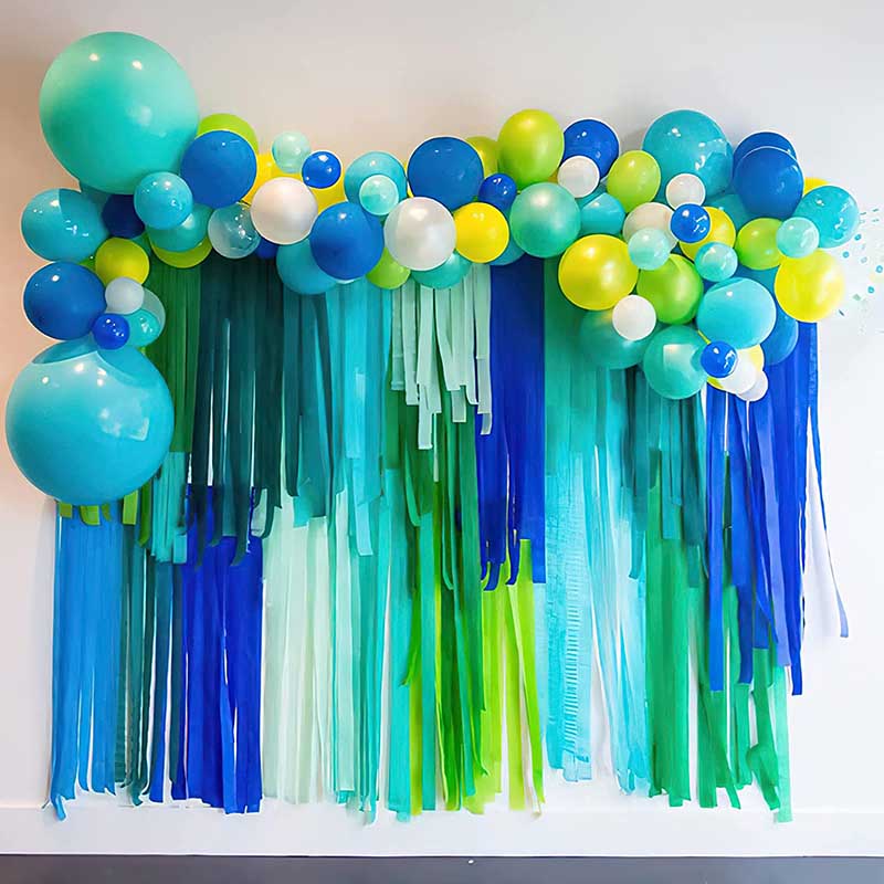 crepe paper streamer (2)